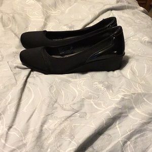 London Fog Women’s Shoes